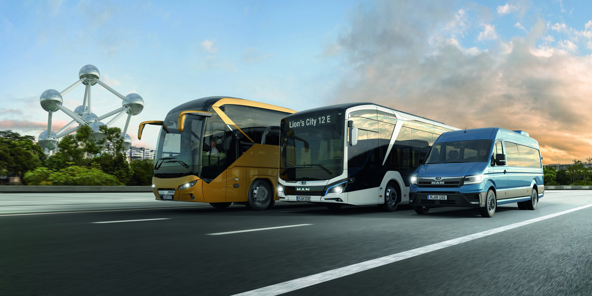 攜手共(gong)進(jin)，共(gong)創(chuang)未來(lai)