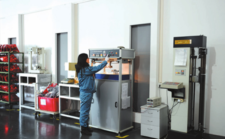 萬(wan)能(neng)拉(la)力(li)實驗機