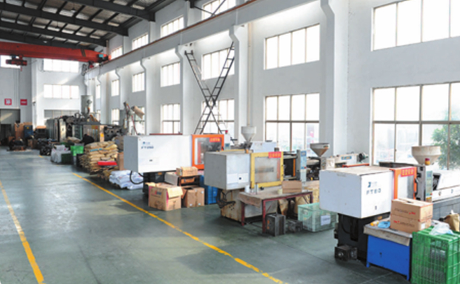 註(zhu)塑裝配(pei)流(liu)水線